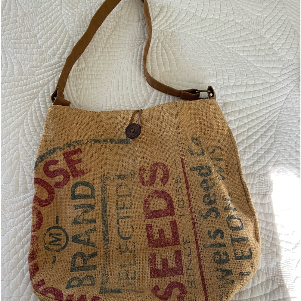 Canvas tote